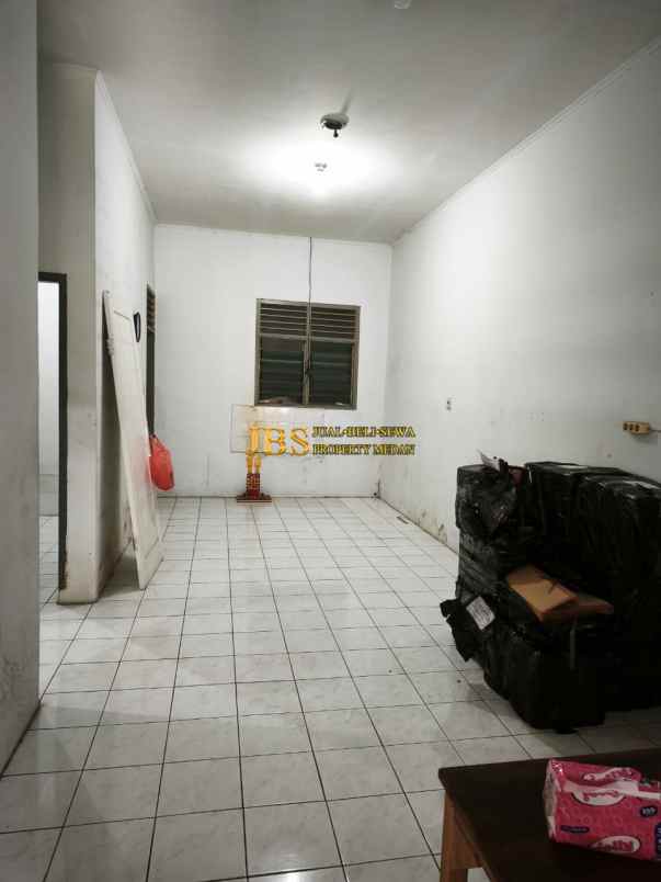 disewakan rumah komplek cemara hijau jalan