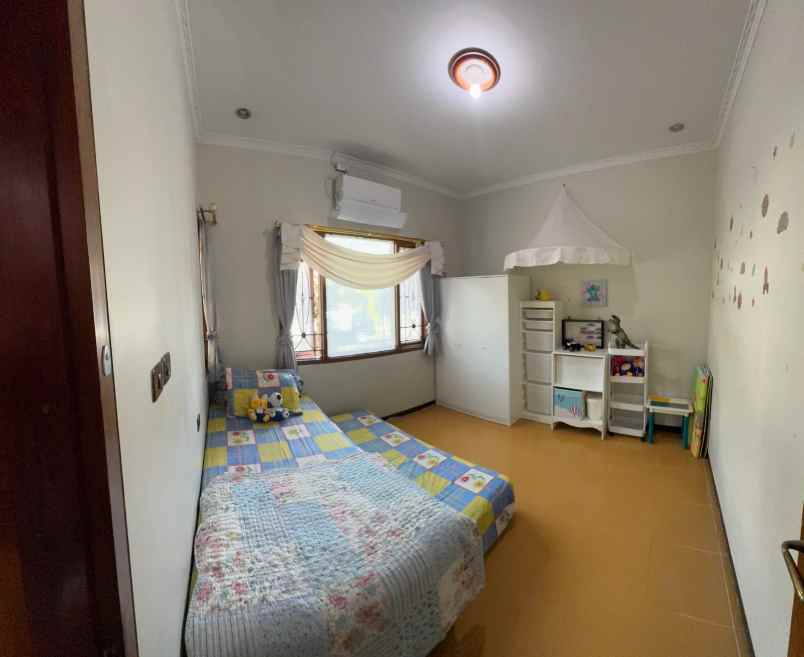 disewakan rumah komplek kawaluyaan indah