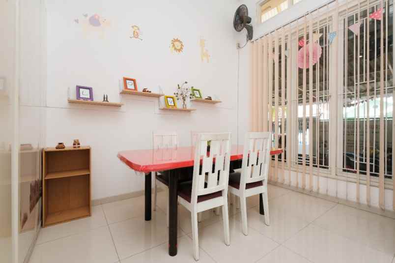 disewakan rumah nirwana eksekutih