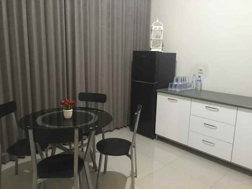 disewakan rumah pakuwon city