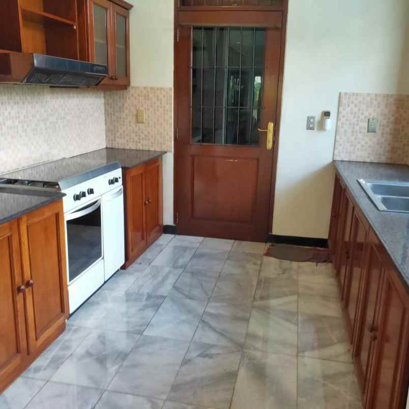 disewakan rumah pejaten barat