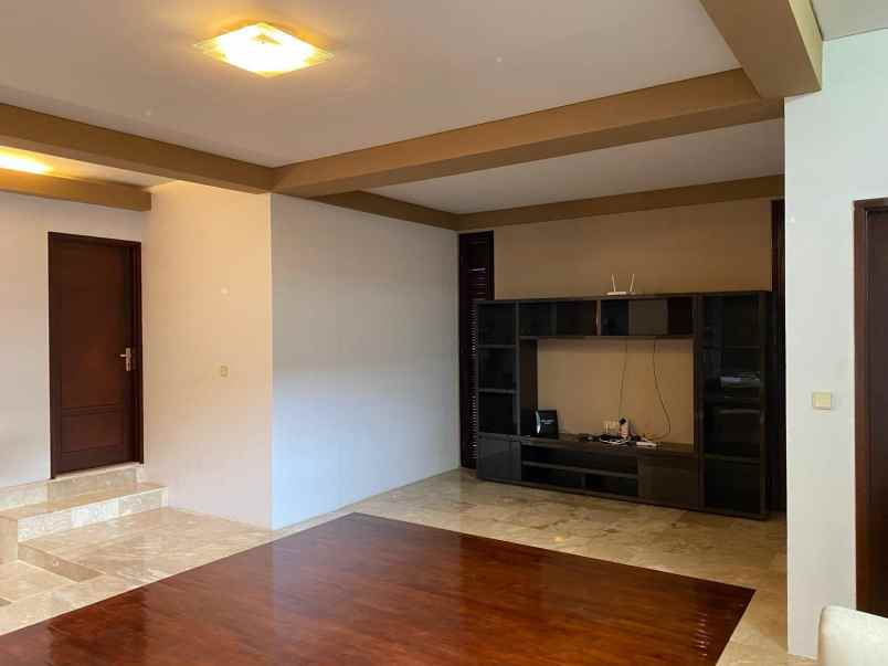 disewakan rumah pejaten barat