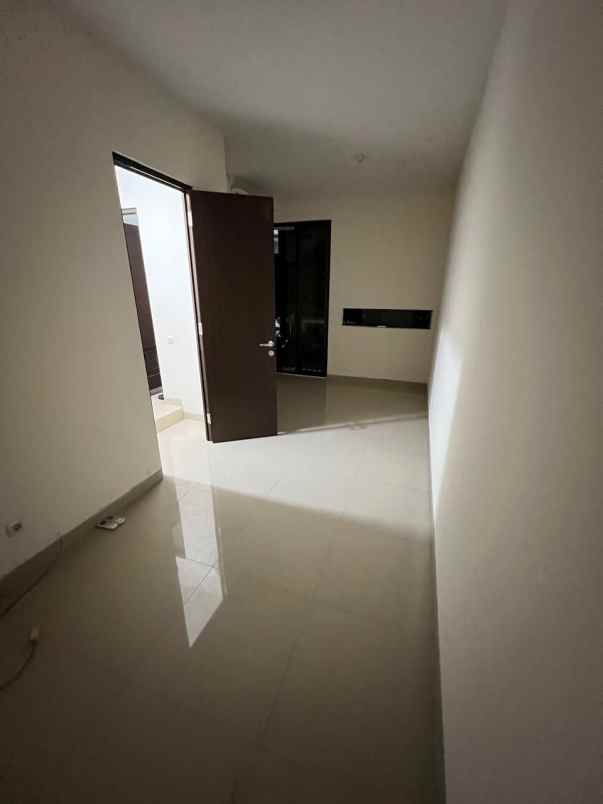 disewakan rumah rumah pantai mentari