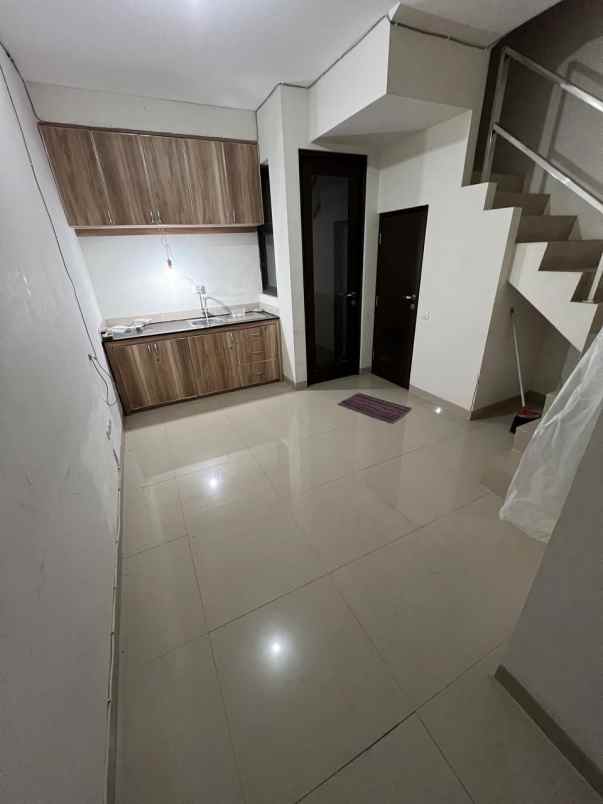 disewakan rumah rumah pantai mentari