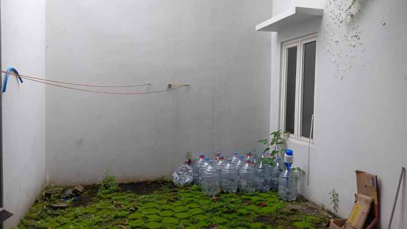disewakan rumah sumurboto
