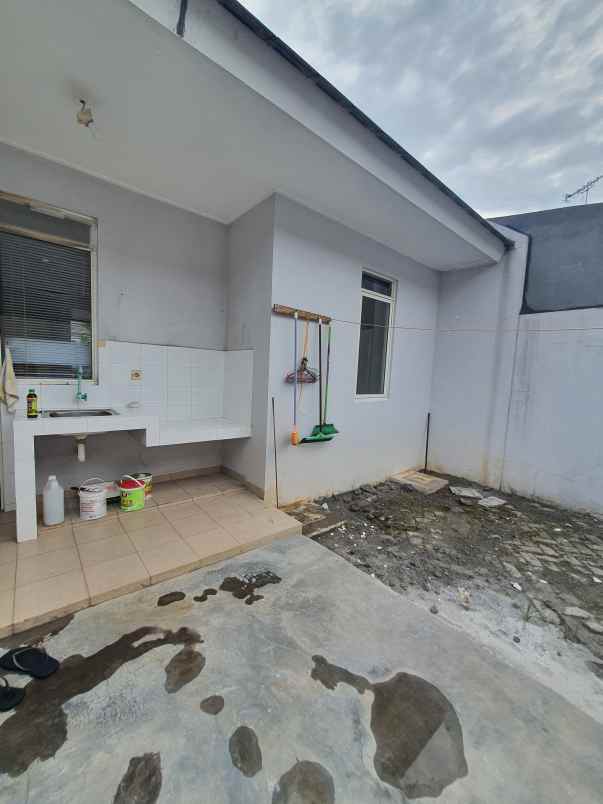 disewakan rumah suvarna sutera tangerang