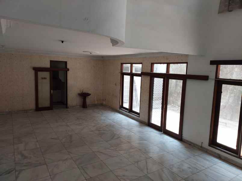 disewakan rumah taman modern