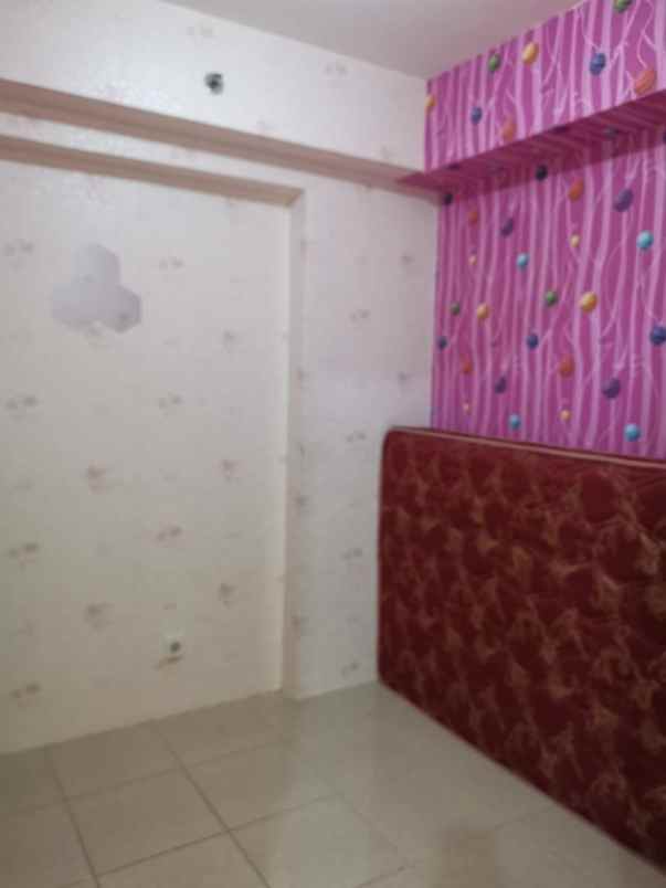 disewakan semi furnish apartemen educity tower yale