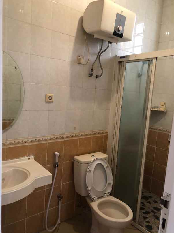 edisi turun harga rumah kota wisata