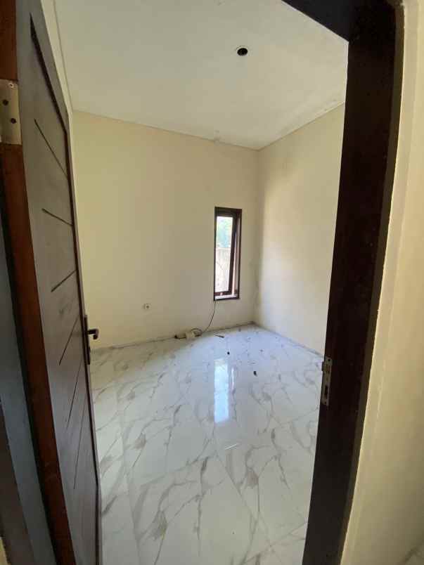 for sale private house on jalan galunggung