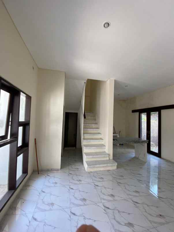 for sale private house on jalan galunggung