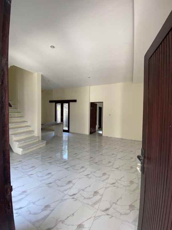 for sale private house on jalan galunggung