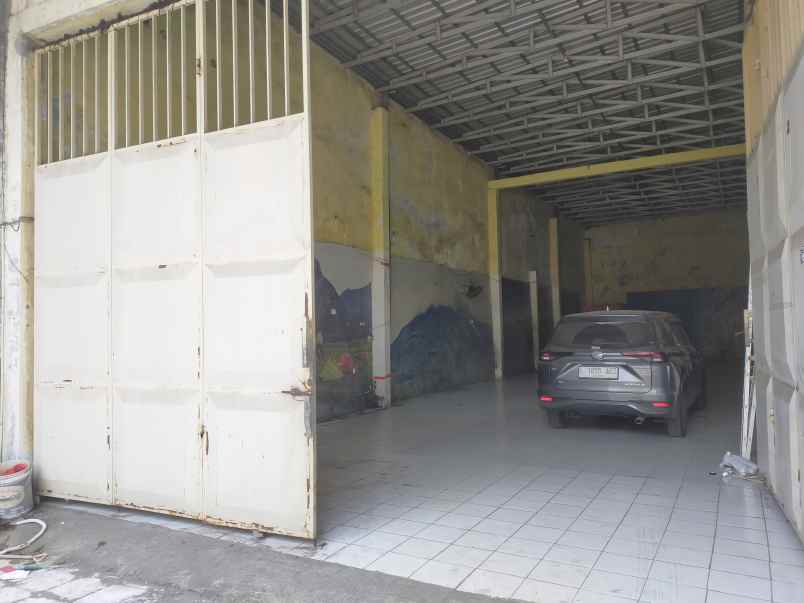gudang warehouse di jalan kembar surabaya