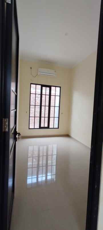 jual rugi rumah di surabaya