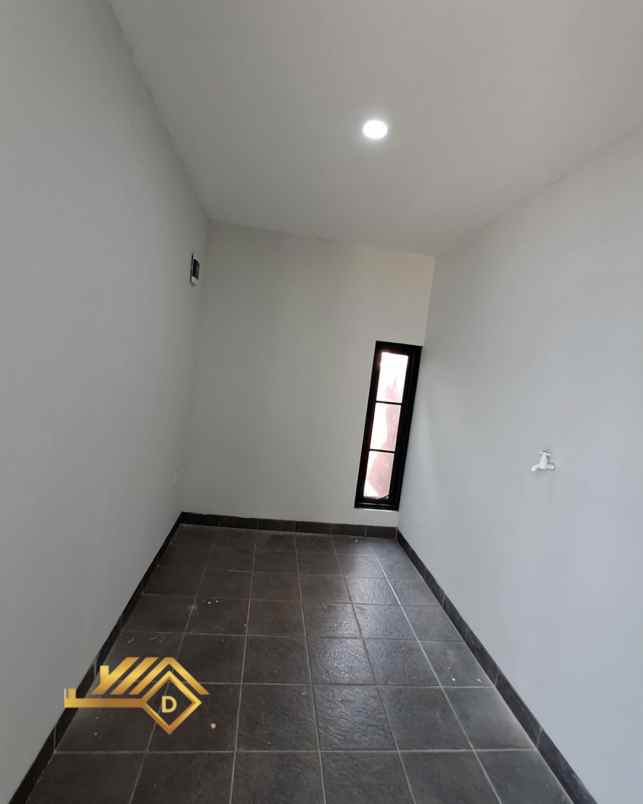 jual rumah 900 juta nempel jagakarsa
