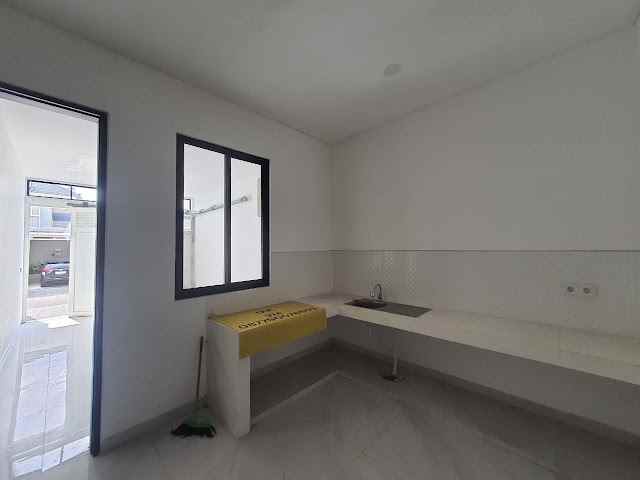 jual rumah baru mewah di citraland surabaya