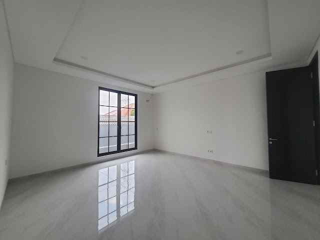 jual rumah baru mewah di citraland surabaya