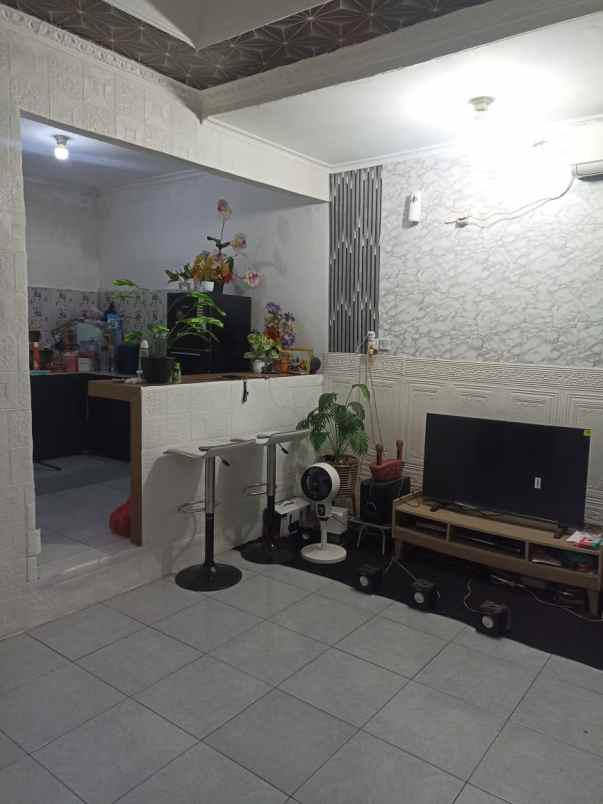 jual rumah cantik di rawailat mekarsari cileungsi