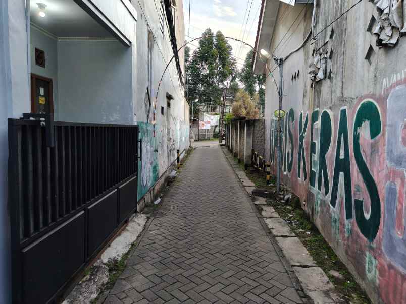 jual rumah di area