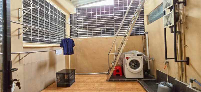 jual rumah greenlake full furnish surabaya barat