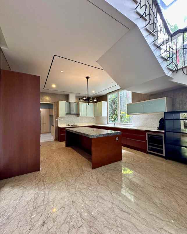 jual rumah mewah di kemang jakarta selatan