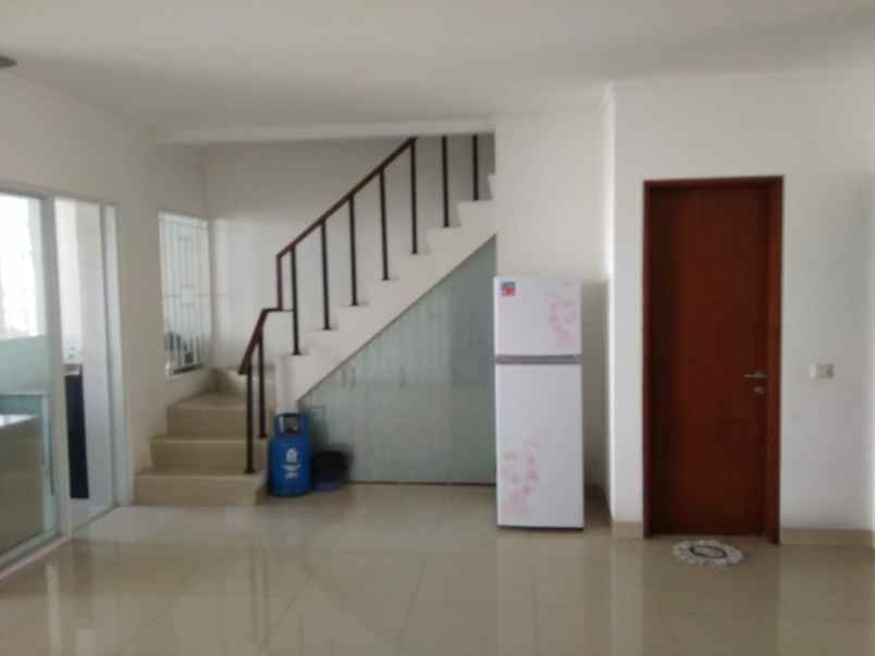 jual rumah primer village cipondoh tangerang