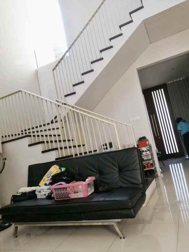 jual rumah wisata bukit mas 2 grand palais surabaya