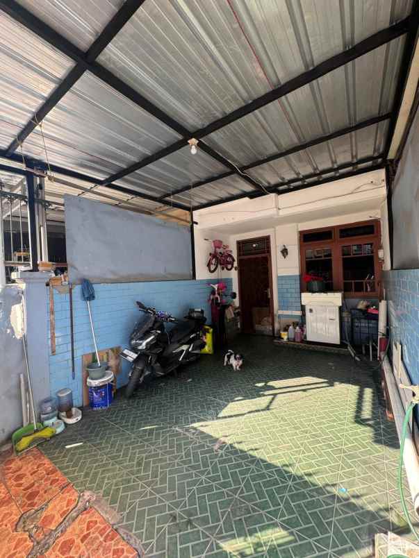 jual t taman palem lestari jak bar