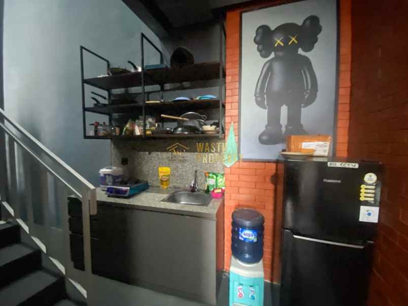 kos aktif 2 lantai di jakal km 7 dekat ugm