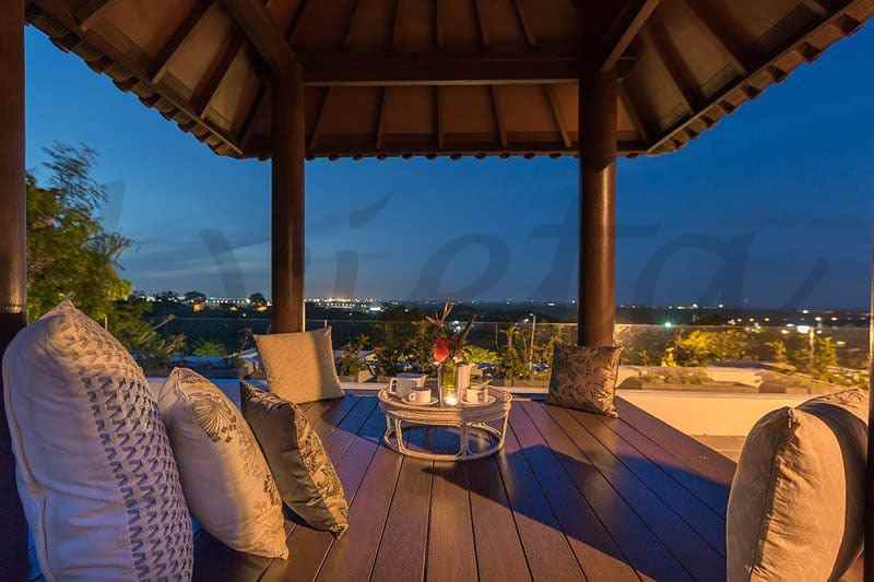 luxury villa dengan view laut daerah nusa dua