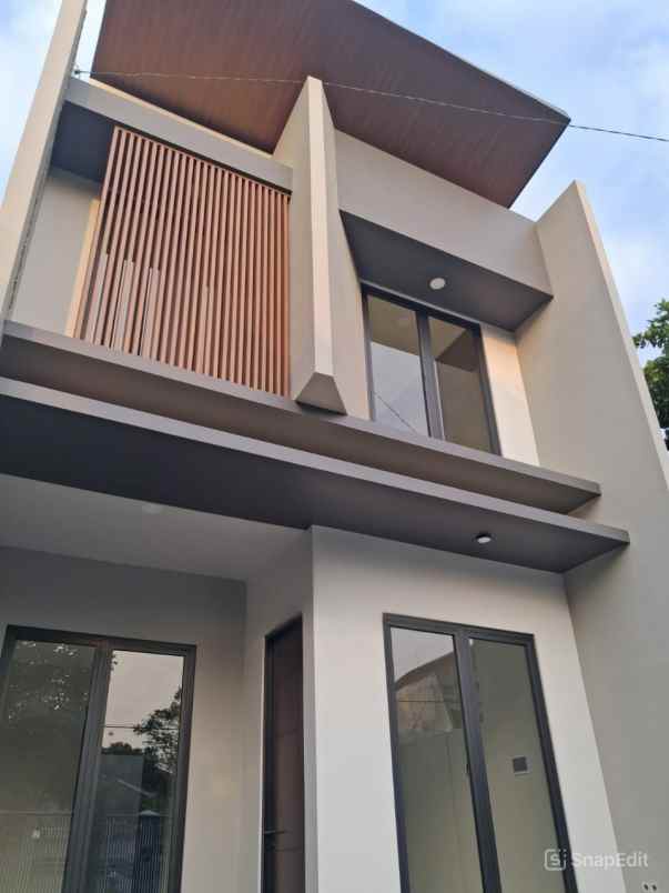 manyar rumah baru gress siap huni surabaya timur