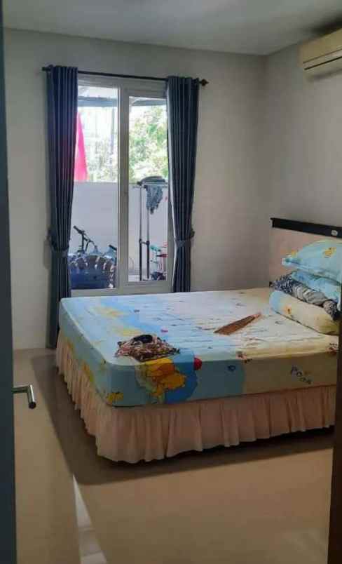 minimalis hook full furnish di babatan pratama wiyung