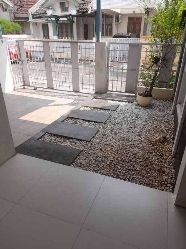 nuansa tenang nyaman di bintaro