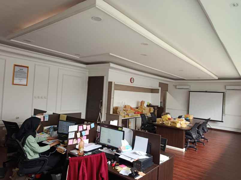 pabrik aktip dalam kawasan industri di cibogo