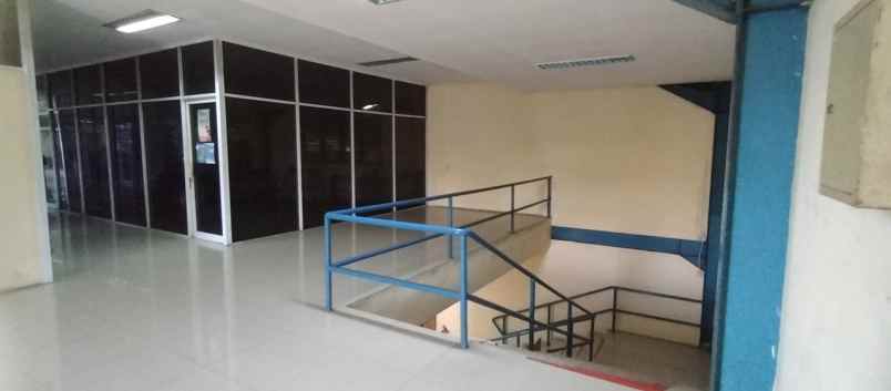 pabrik di area industri narogong bekasi