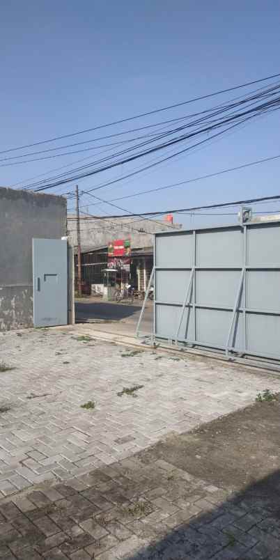 pabrik ex central kitchen carl s junior