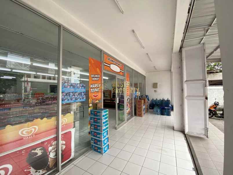 ruang usaha dan gudang strategis di sewon bantul