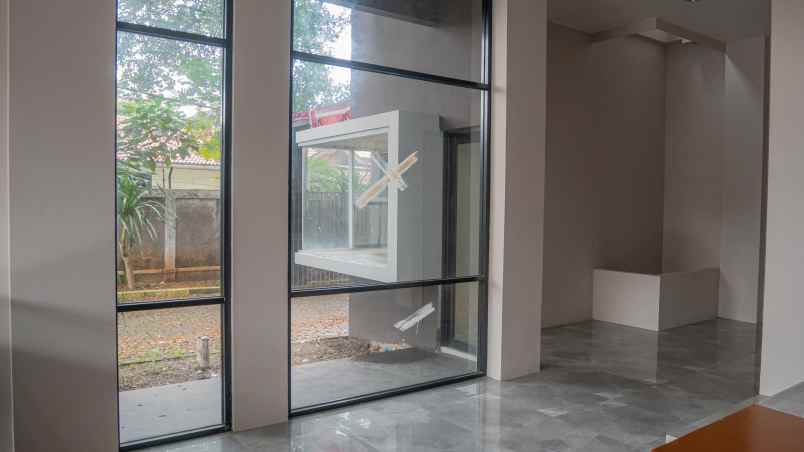 ruko 3 lantai siap pakai dekat bintaro bsd