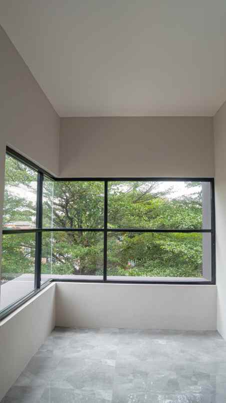 ruko 3 lantai siap pakai dekat bintaro bsd