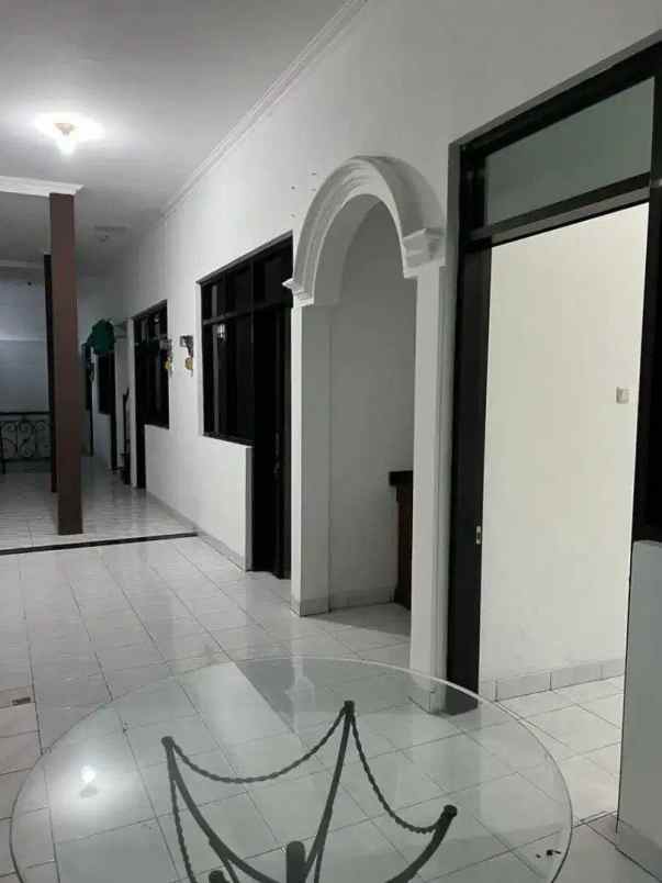 ruko bronggalan strategis ada 2 listrik 2200