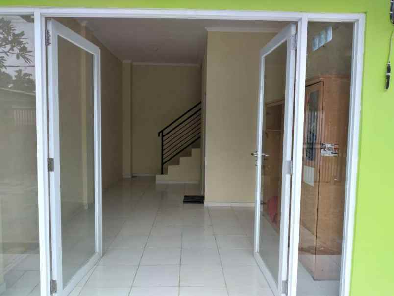 ruko gudang kantor jln bhakti abri kel