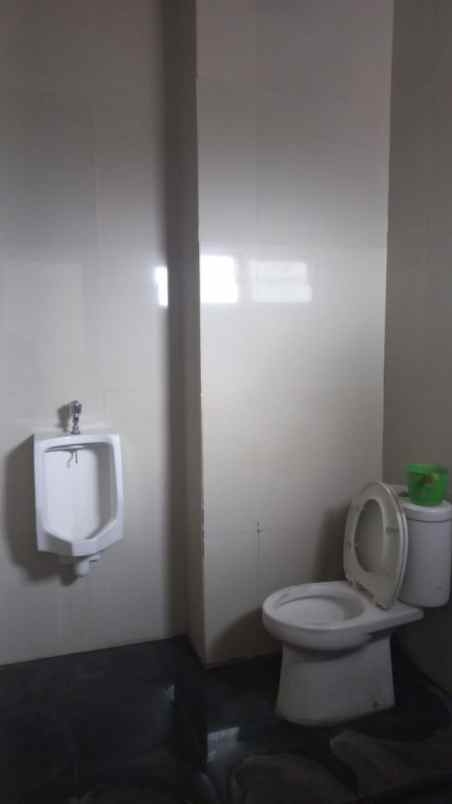 ruko strategis perak barat daerah komersil dekat tol