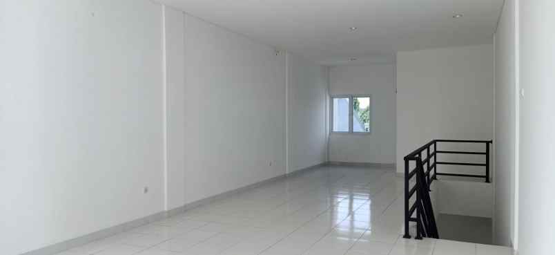 ruko view danau di duta harapan bekasi utara