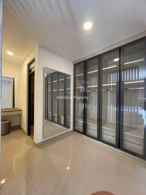 rumah 2 5 lantai luxury modern