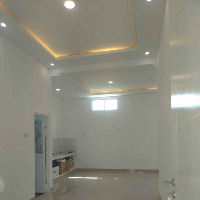 rumah 2 lantai di magetan 400 jt tipe 68 free shm