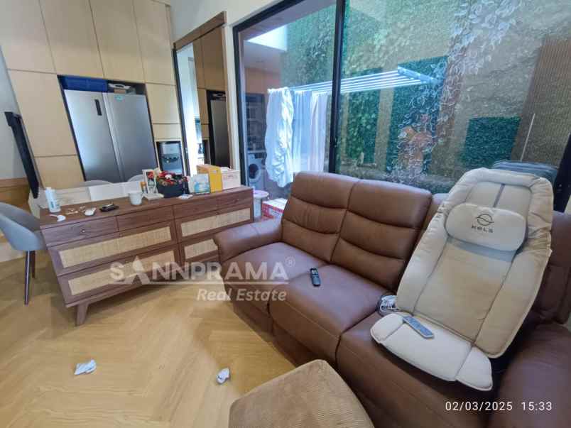 rumah 2 lantai fully furnished di shila sawangan depok
