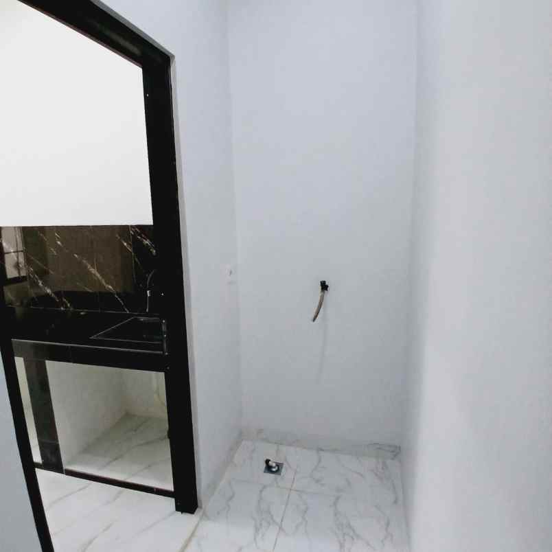 rumah 2 lantai konsep mediterania harga ekstrem