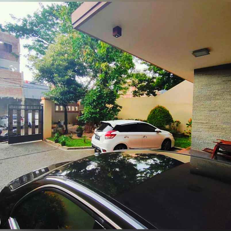 rumah at jl durian jagakarsa lt 570 akses jl lebar