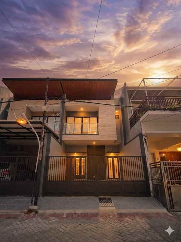 rumah baru siap huni di mulyosari lokasi tidak blusuk