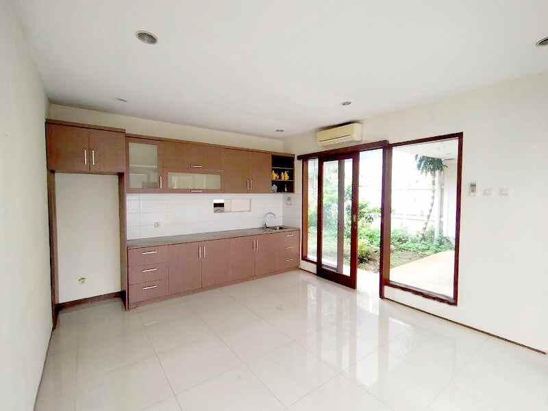 rumah belakang citos